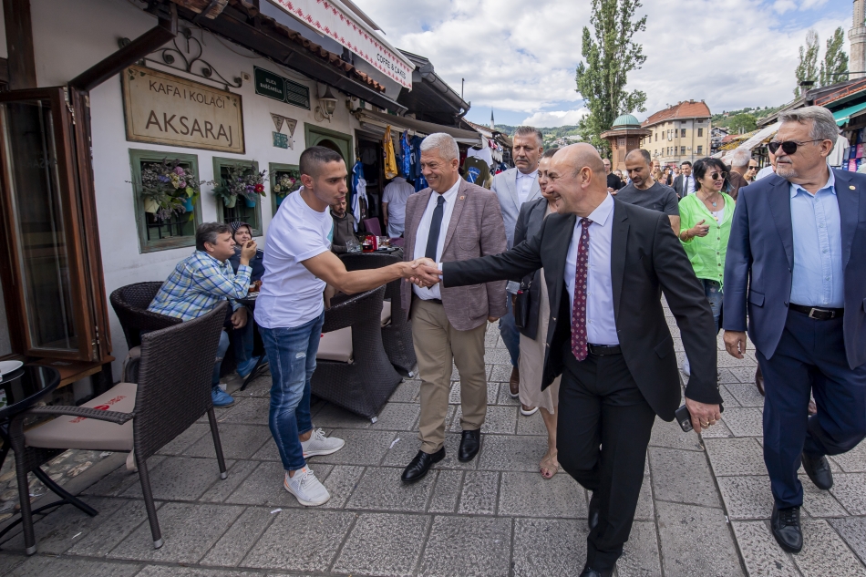 Soyer’den Bosna-Hersek ziyaretinde ‘İzmir’ vurgusu: “İzmir'in vicdanını temsilen buradayız” 12