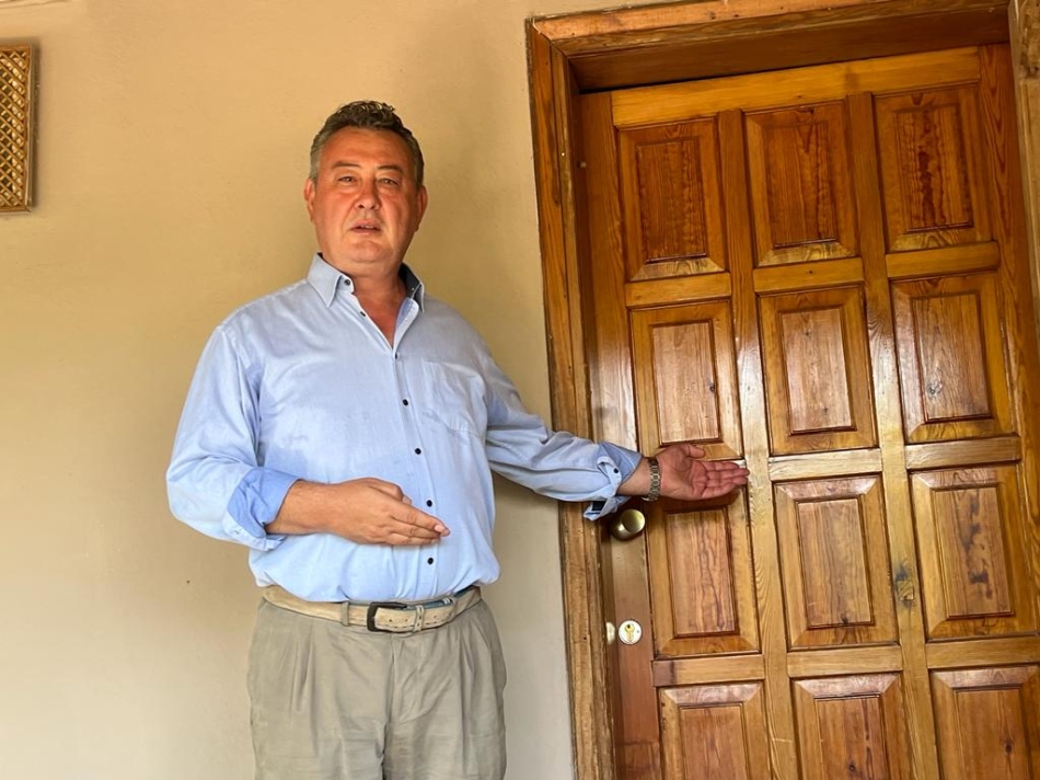 Cüneyt Oğuz’dan Mehmet Ali Çelebi’ye sert çıkış: “Hırsları ve kişisel menfaat beklentileri kendisini omurgasızlaştırmış!” 3