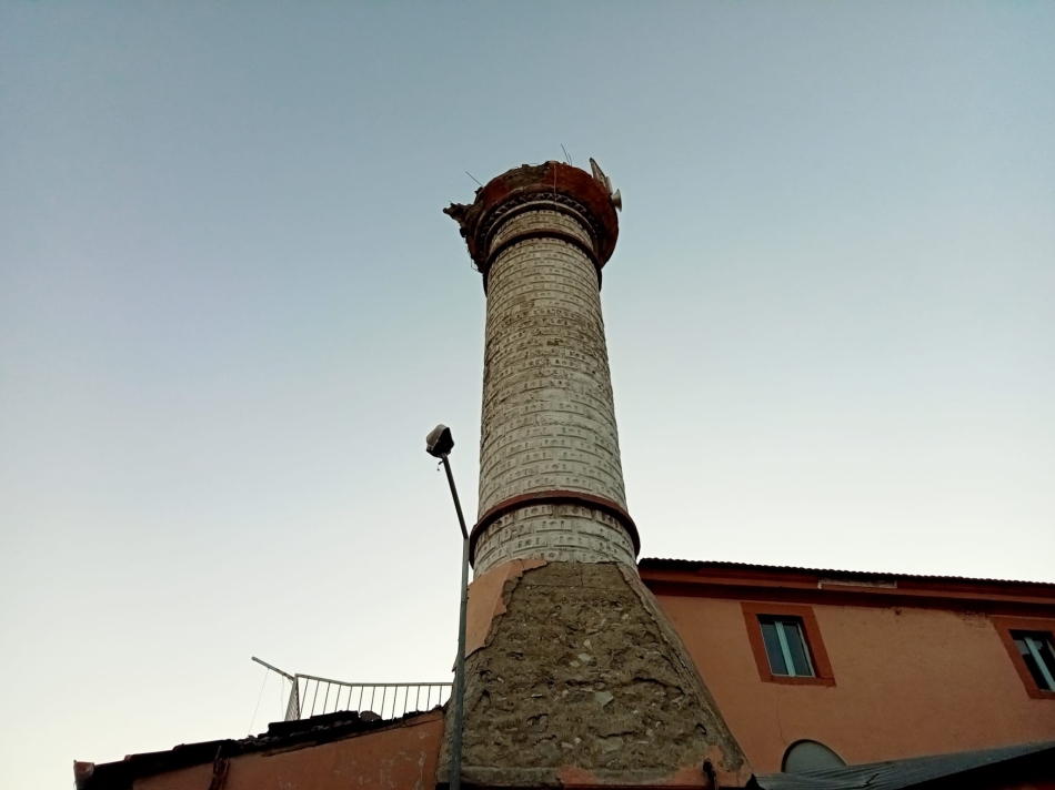 Depremde yıkılan minare havadan görüntülendi 1