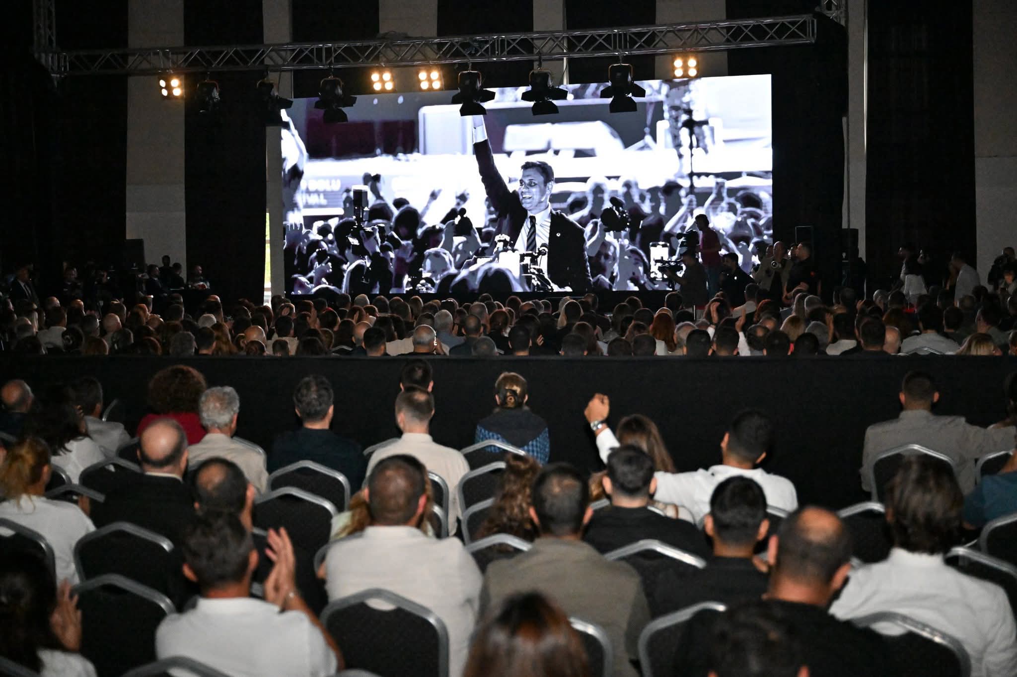 Ferdi Zeyrek’in Hayalleri Vakıfla Geleceğe Taşınıyor 5
