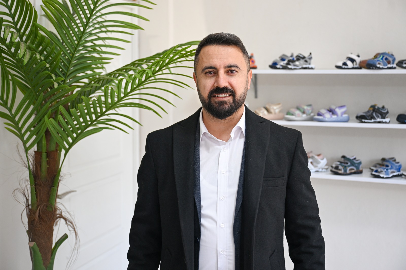 Erkan Akın Ayakkabıcılar Odası’na aday oldu 1