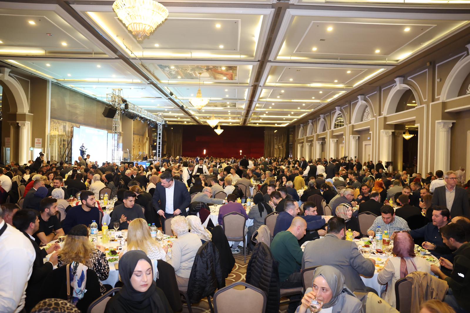 AK Partili Saygılı duyurdu: İl binası değişiyor! 7