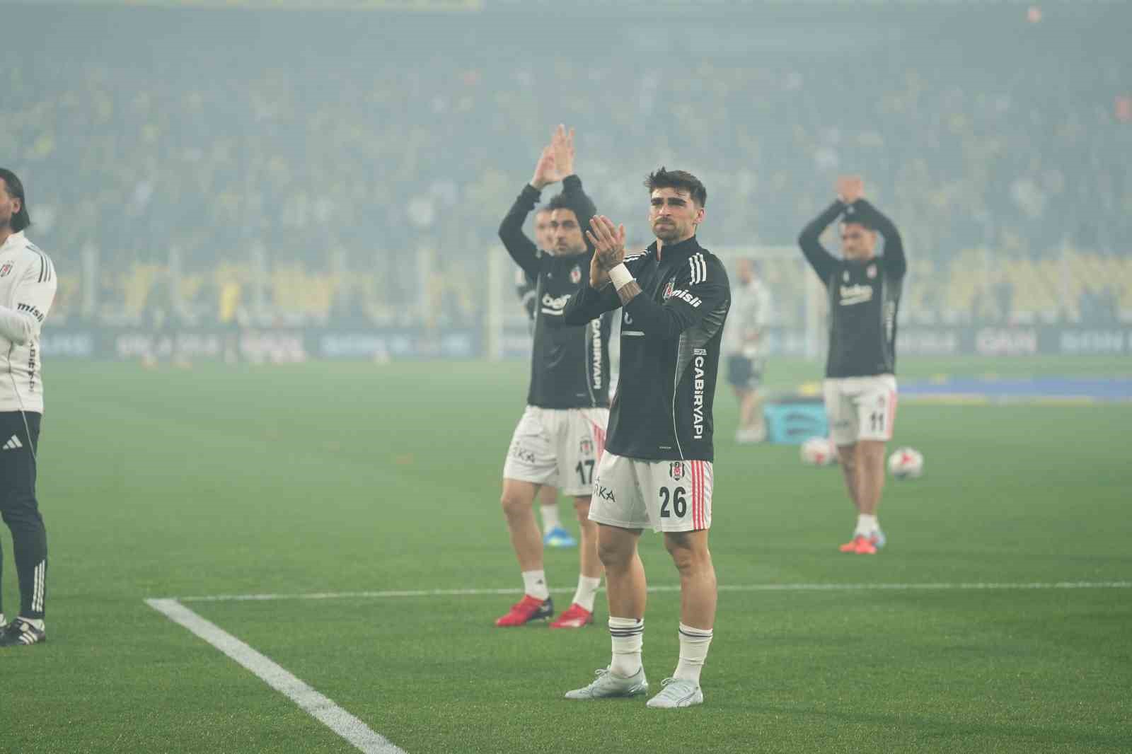 trendyol-super-lig-fenerbahce-0-besiktas-0-mac-devam-ediyor