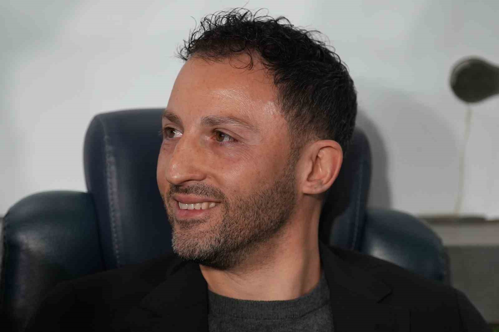 trendyol-super-lig-fenerbahce-0-besiktas-0-mac-devam-ediyor